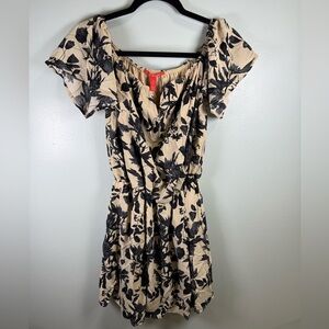 Chelsea & Violet Grey‎ and Cream Floral Mini Dress Sz XL NWT